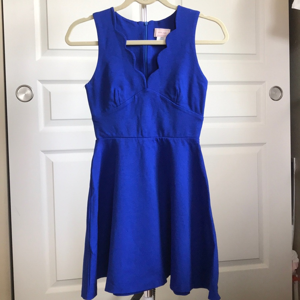 Scallop V-Neck Dress